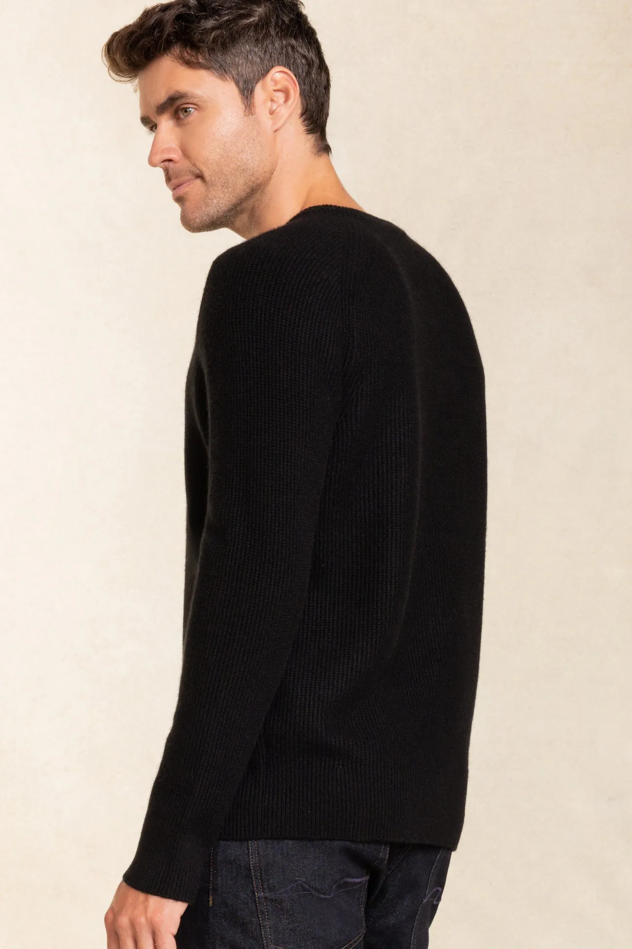 GREGORY V-NECK CASHMERE SWEATER
