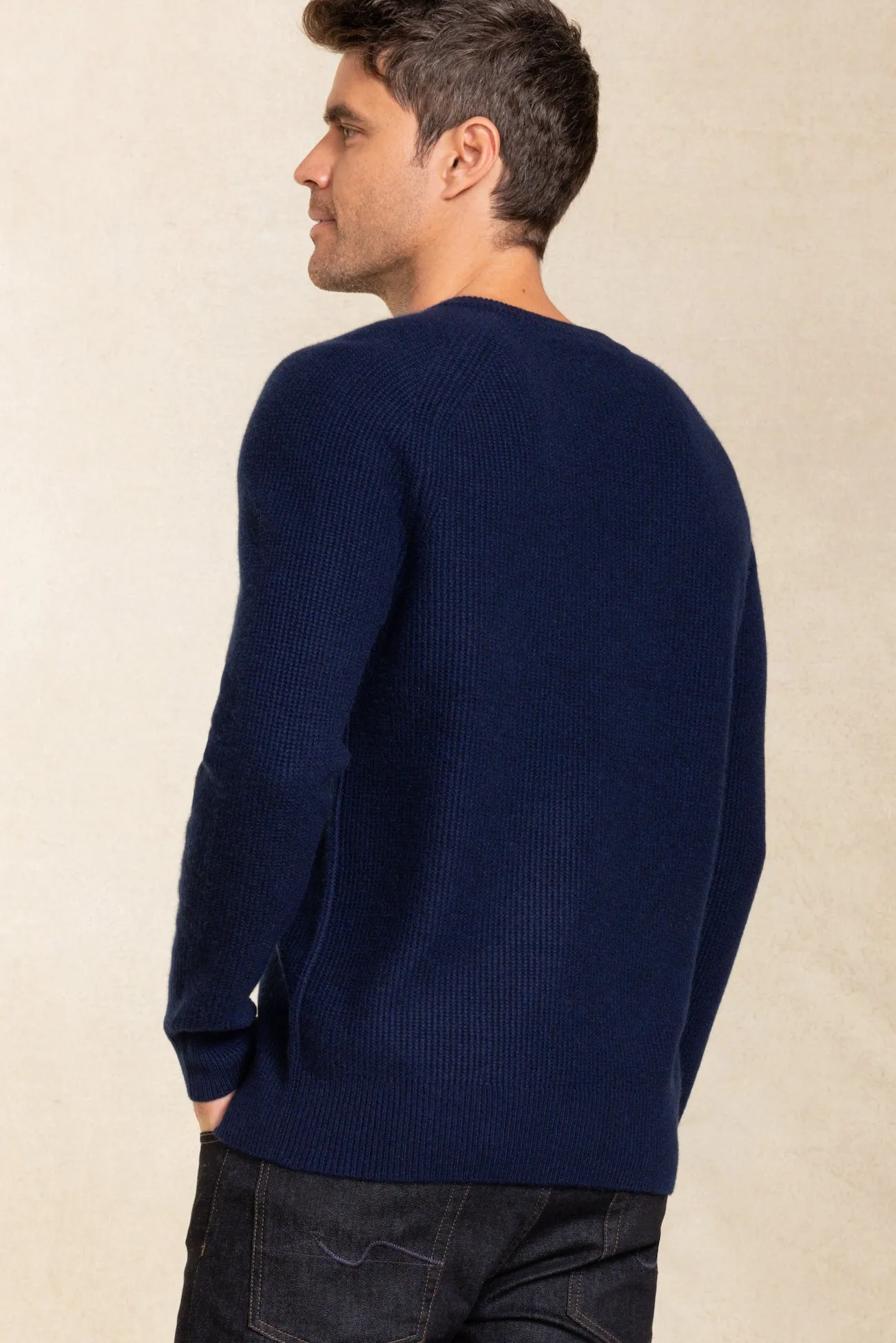 GREGORY V-NECK CASHMERE SWEATER