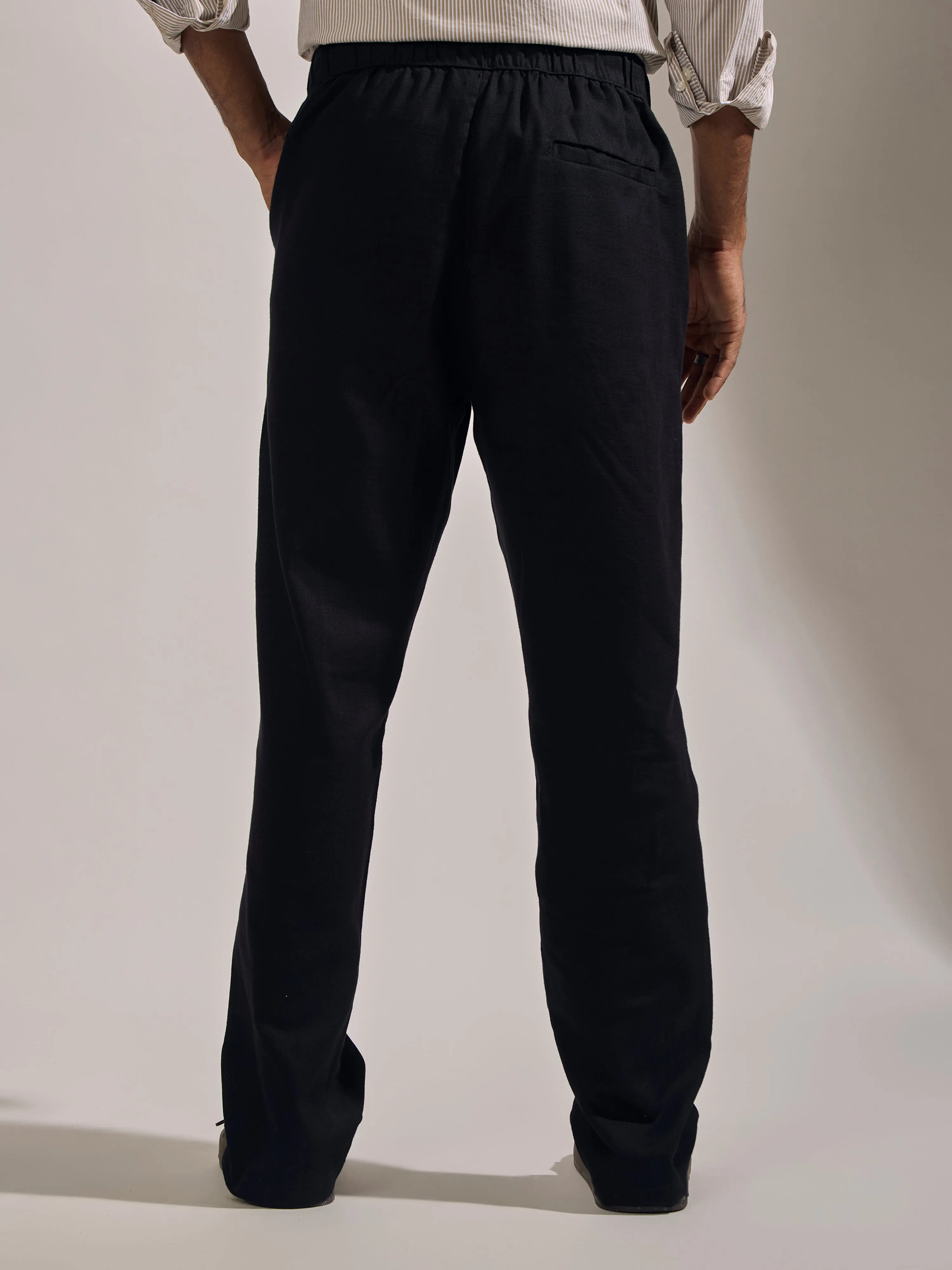 Gwynetha - Loose Fit Linen Joggers - Black
