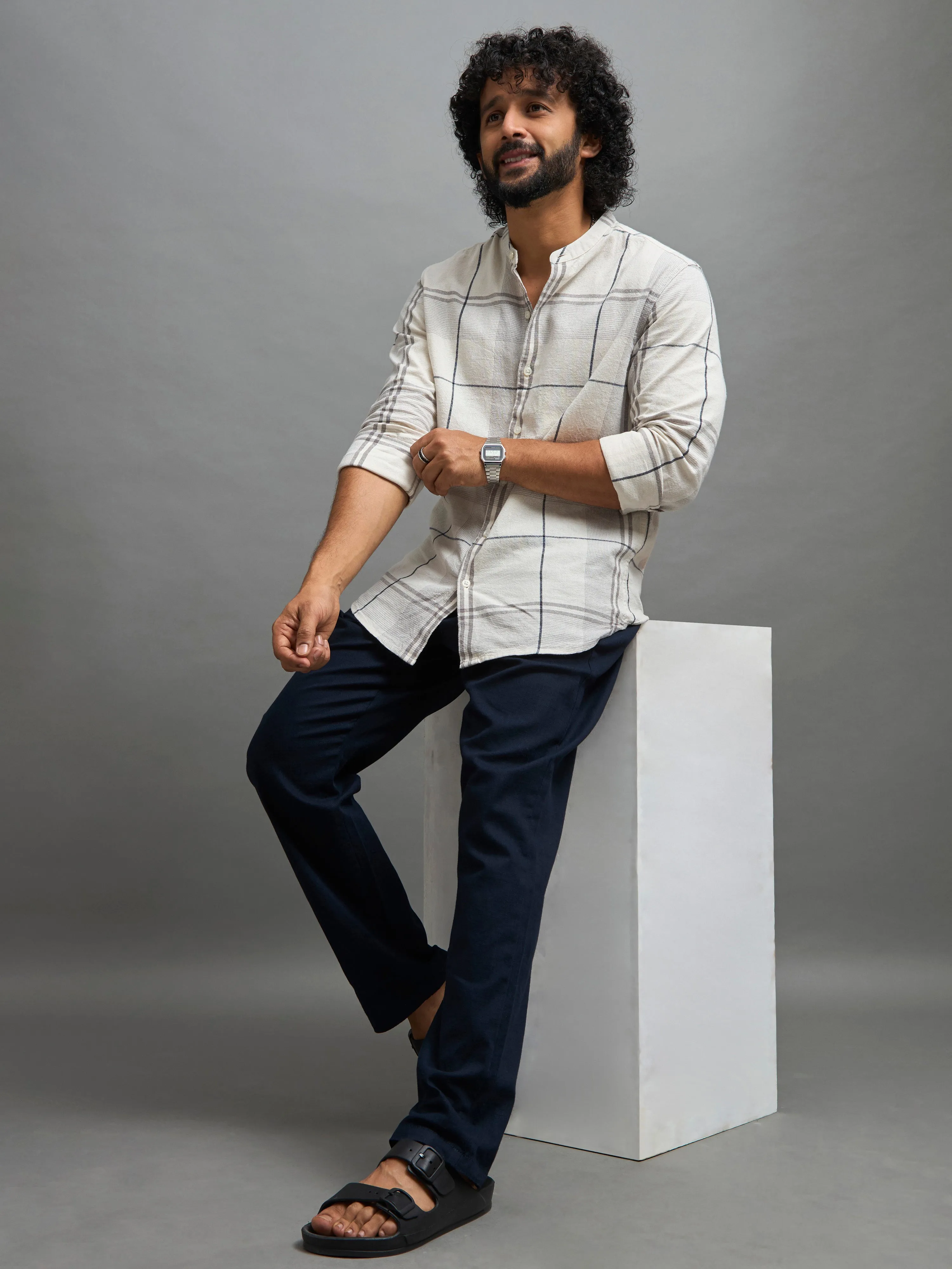 Gwynetha - Loose Fit Linen Joggers - Navy Blue