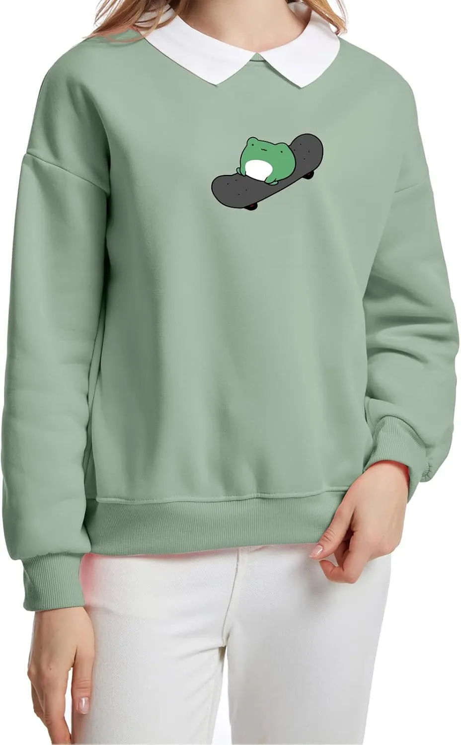Skateboarding Frog Oversized Sweatshirt for Women Kawaii Hoodies Aesthetic Fleece Collared Neck Pullover Teen Girls
