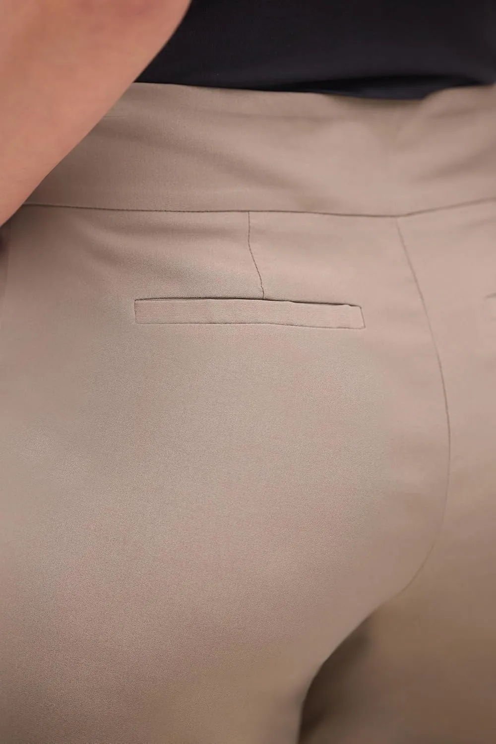 Women's Stretchy Wide Leg Pull-On Dress Pants with Pockets